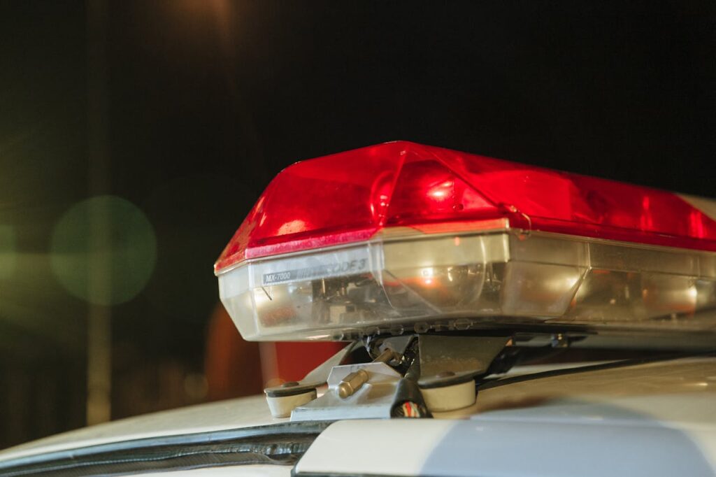 Photo by cottonbro studio: https://www.pexels.com/photo/close-up-photo-of-police-siren-10466266/