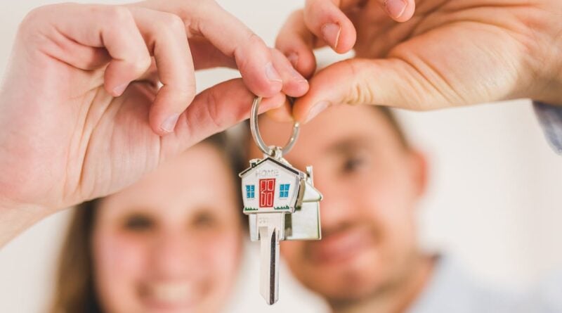 Photo by RDNE Stock project: https://www.pexels.com/photo/a-person-holding-a-key-8292890/